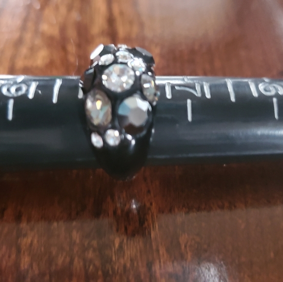 Chunky Black Bling Rhinestone Ring (Sz 7.75) - Picture 3 of 5